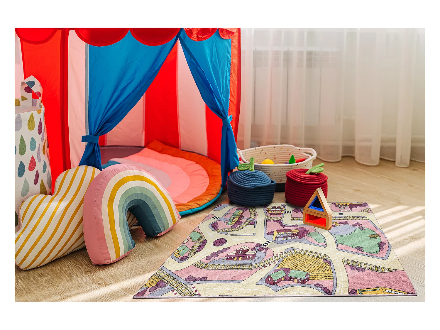 REBEL ROADS TAPIJT Playtime 63 Kleine stad, antislip voor kinderen - r 140x200 cm