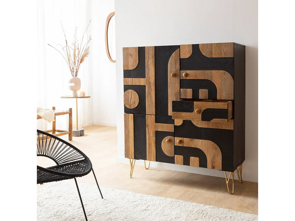 Buffet de madera de mango y metal Colombine con motivos geométricos negros