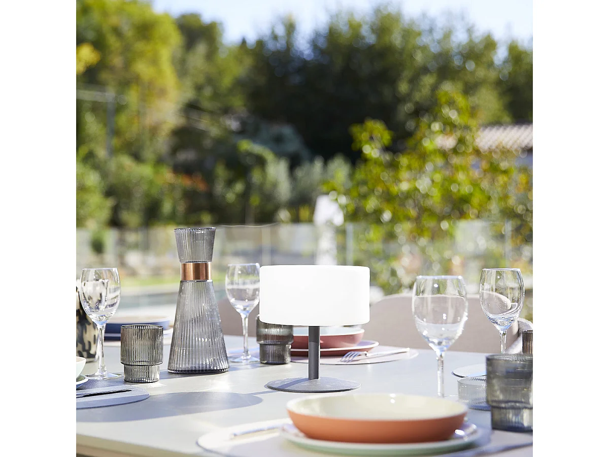 Lampe de table ATLAS Noir Polyéthylène H20CM