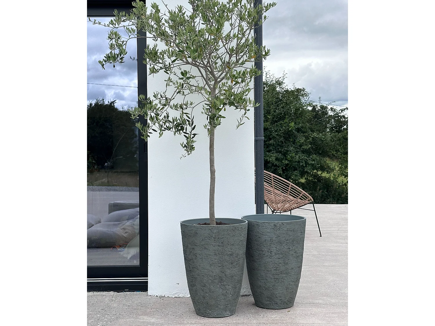 Lot de 2 pots de fleurs CAMIA Pierre 43 cm Gris