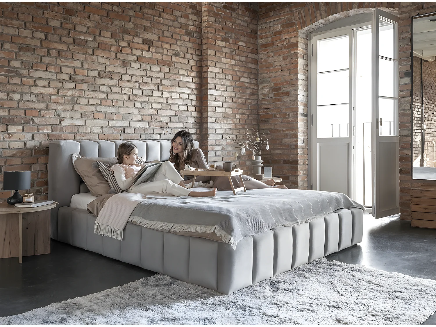 Lit 140x200 rembourré en velours luxe avec coffre et éclairage LED, gris, LANA