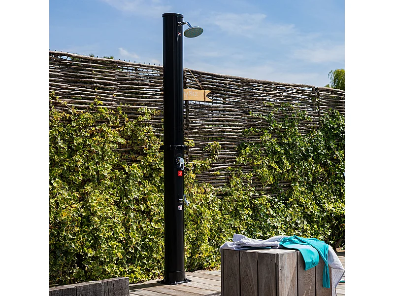 Douche solaire FIDGI noire 35L