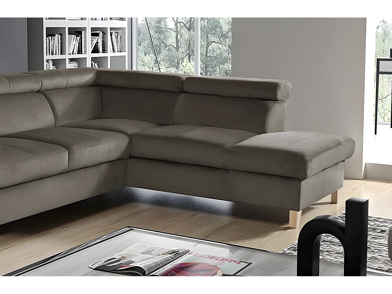 Hoekbank van luxe fluwelen stof ASHLEY taupe, 5 zitplaatsen, comfortabel en modern ontwerp met verstelbare hoofdsteunen