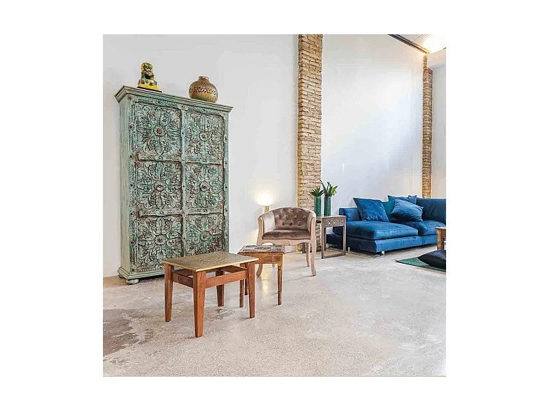 Grau gepolsterter Holzsessel 61x61x71h cm