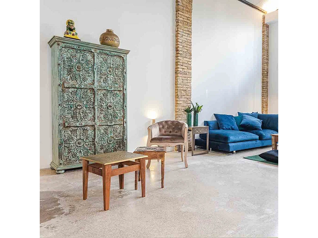 Poltrona in legno imbottita grigia 61x61x71h