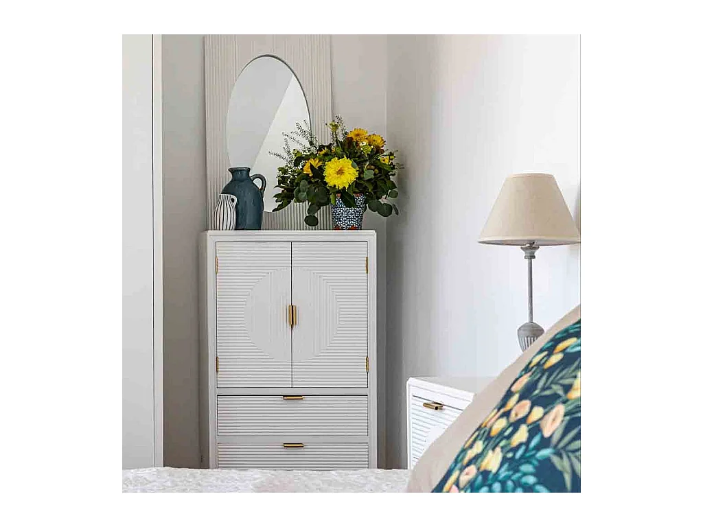 Weißer Holzschrank 62x36,5x118h cm