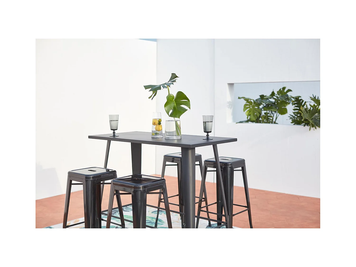 Conjunto de jardín alto 4 plazas de estilo industrial negro MERIDA