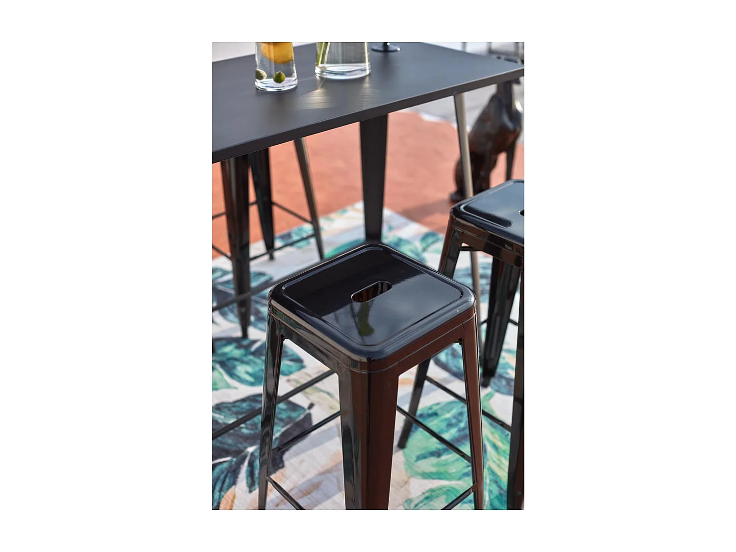 Salon de jardin haut 4 places en métal noir MERIDA