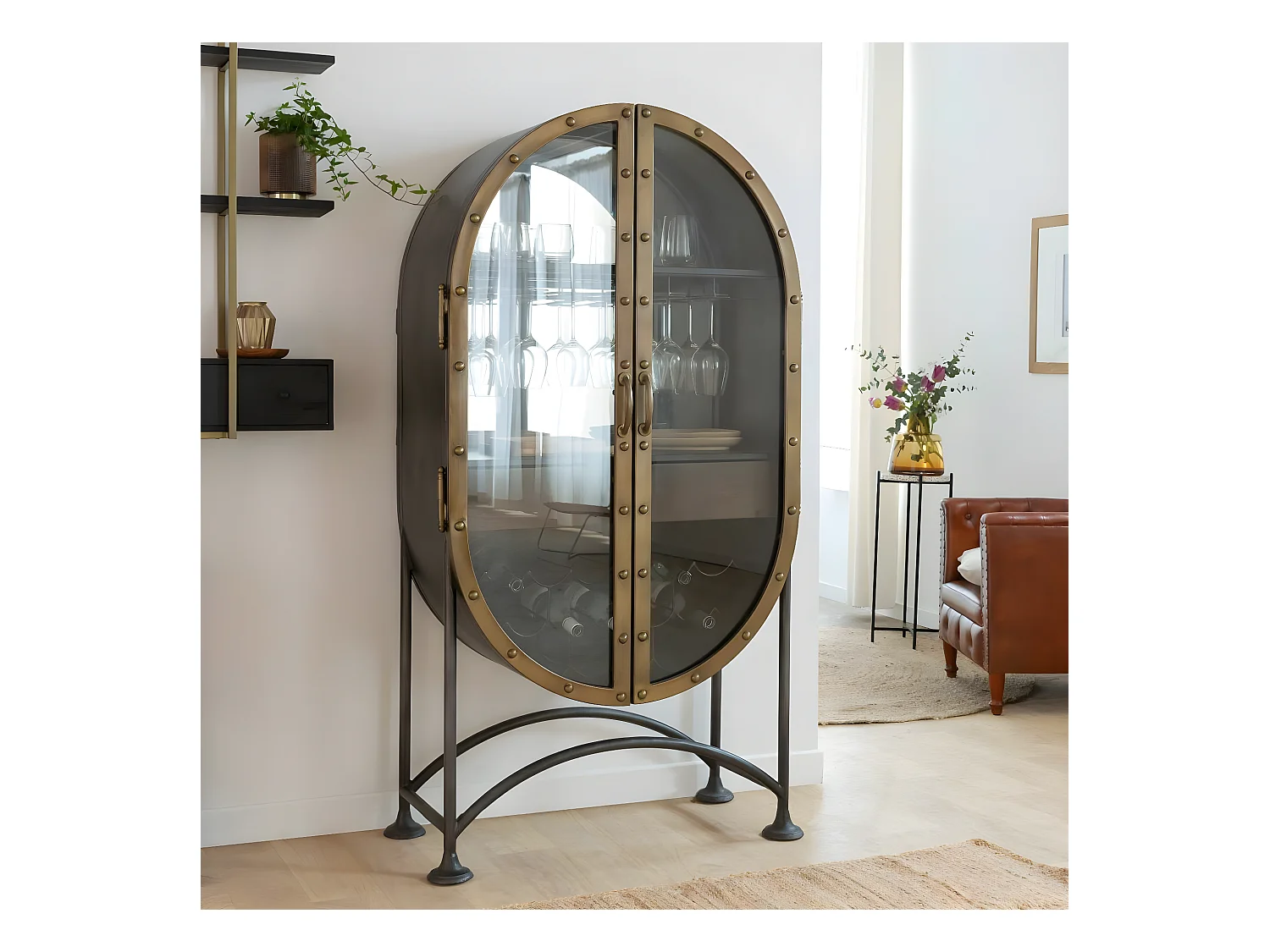 Aparador mueble bar en metal Janelle