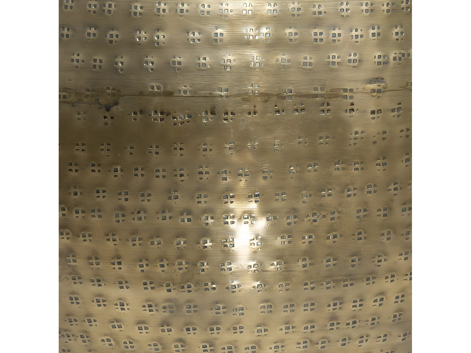 Vase en Métal Doré Martelé H 40 cm