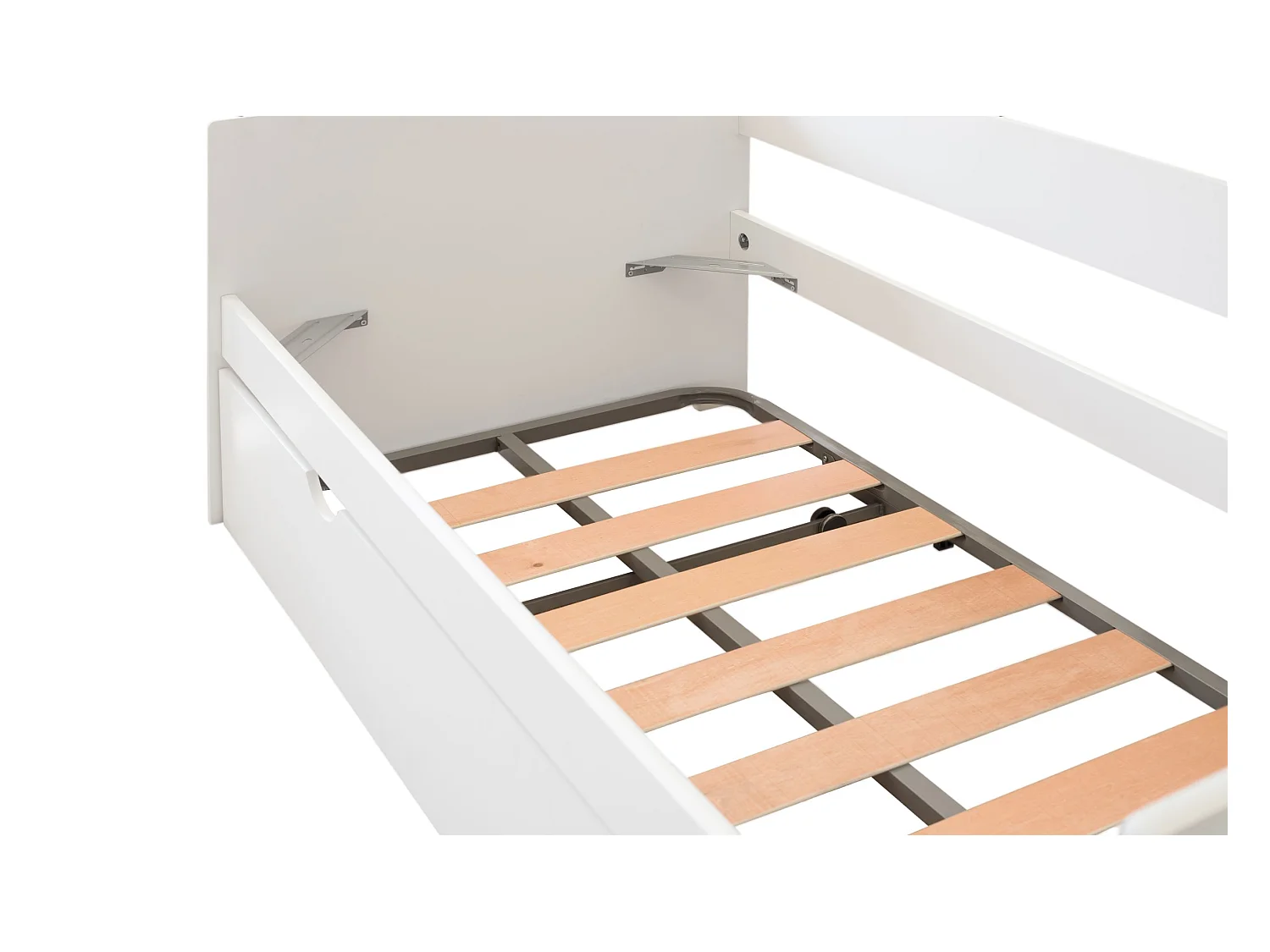 Cama de casal jovem lacada branca