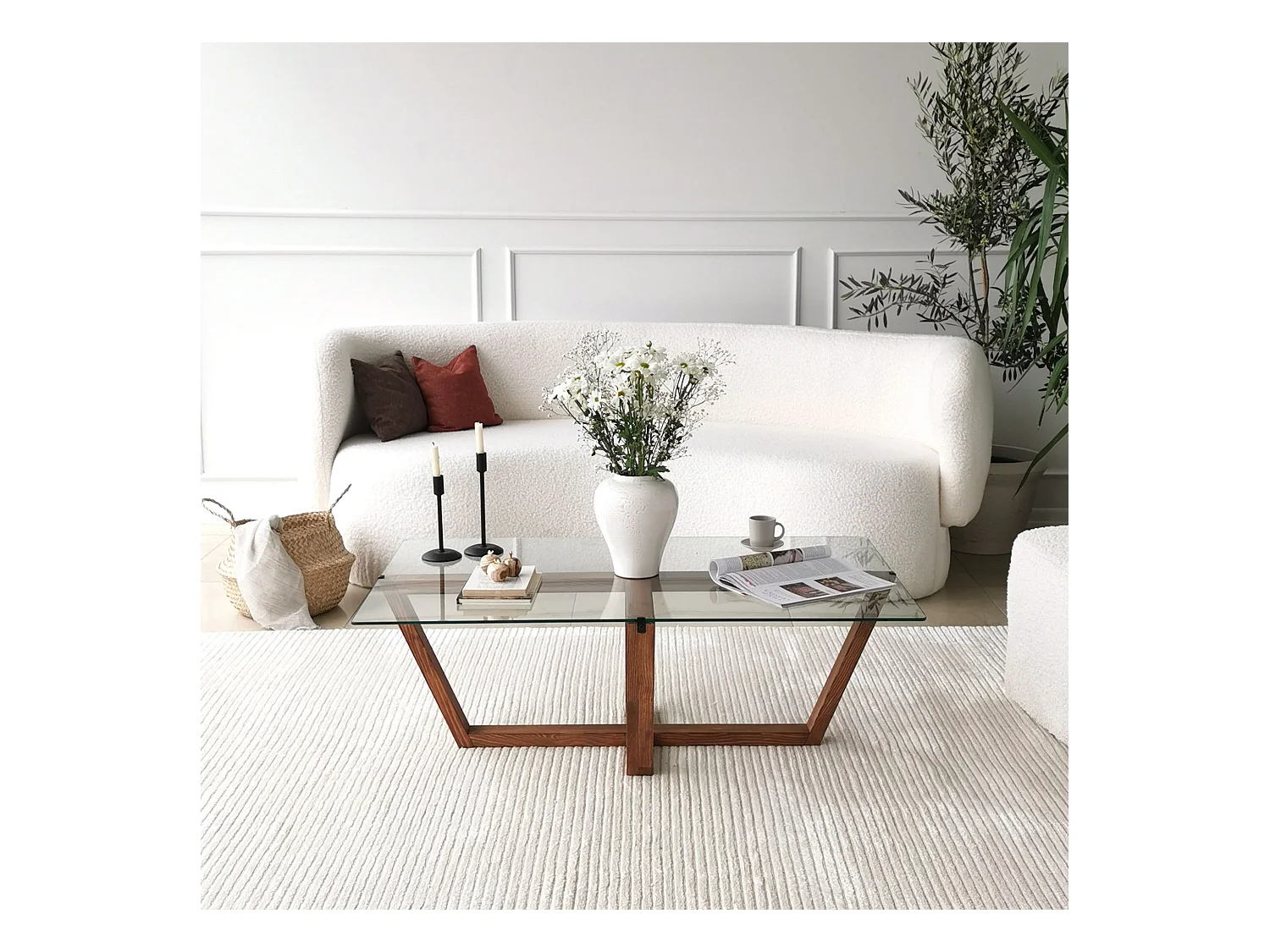 Tables basses rhin design en verre trempé en couleur nogal. 105x35x65cm