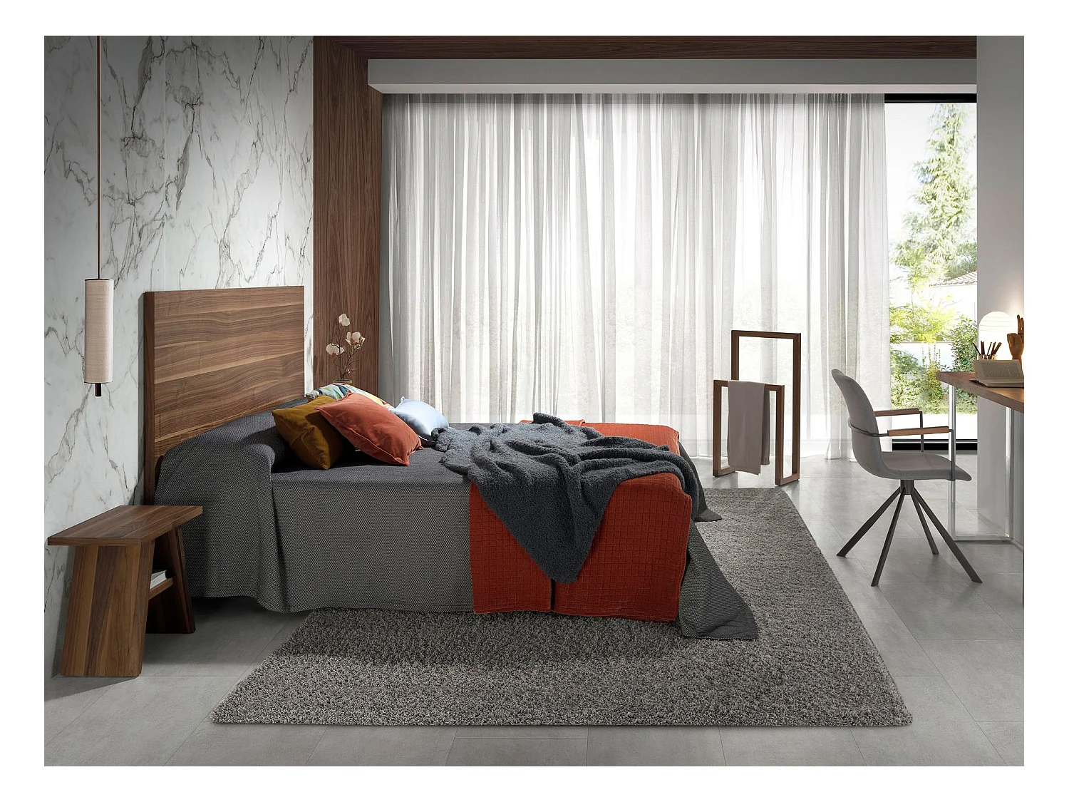 Nachttisch aus Kiefernholz