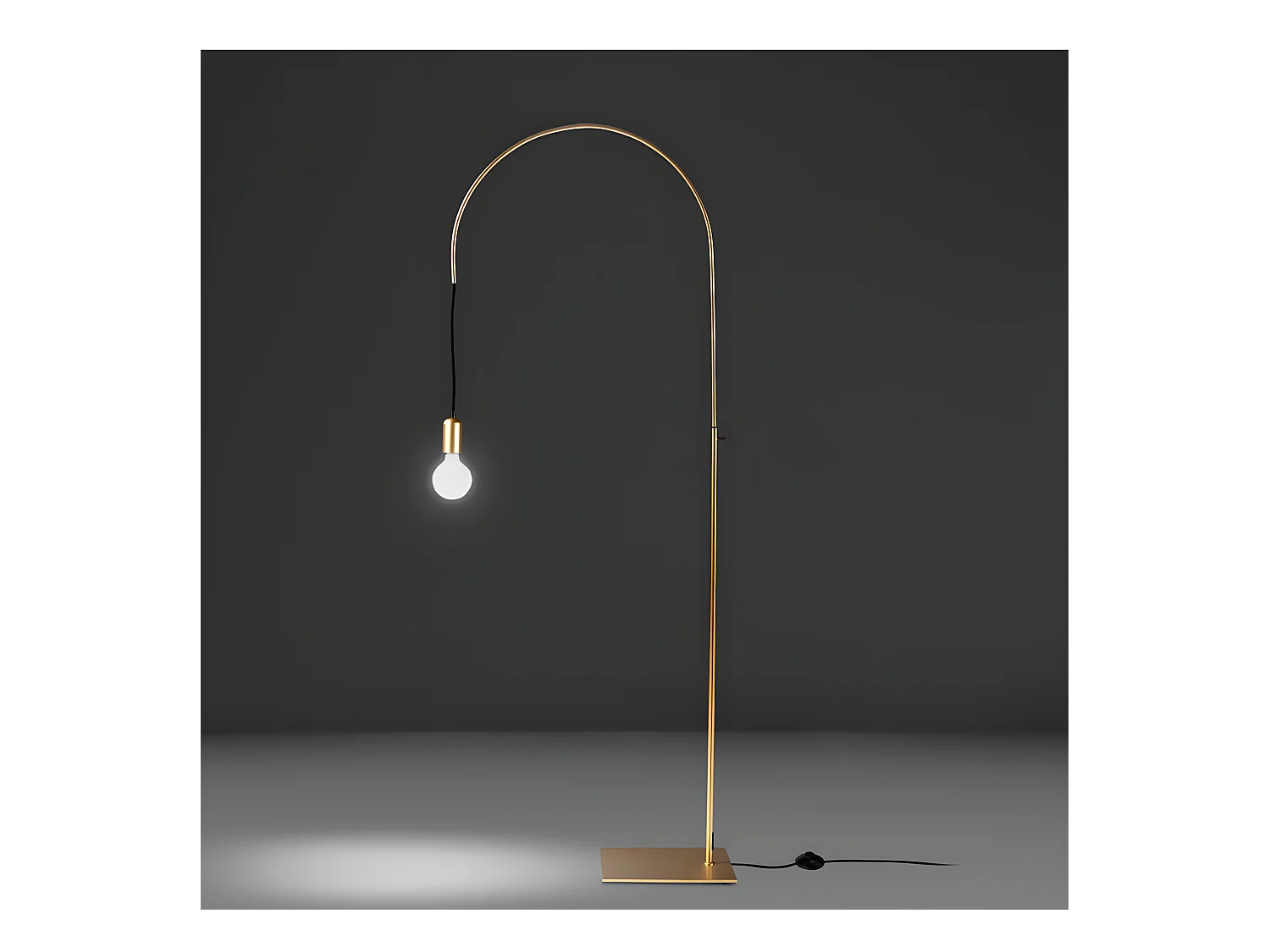 Goldene Stehleuchte höhenverstellbar  8056 ANGEL CERDA