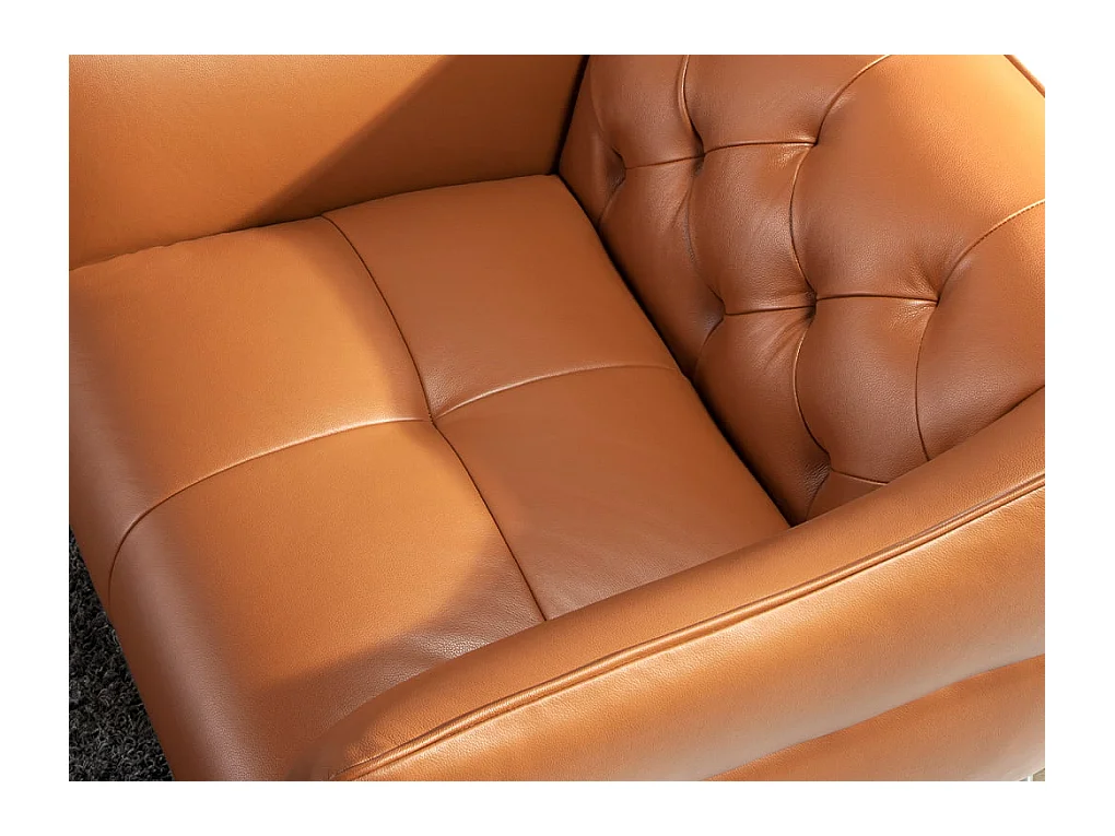 Fauteuil bekleed in bruin leer met capitonné 5098 ANGEL CERDA