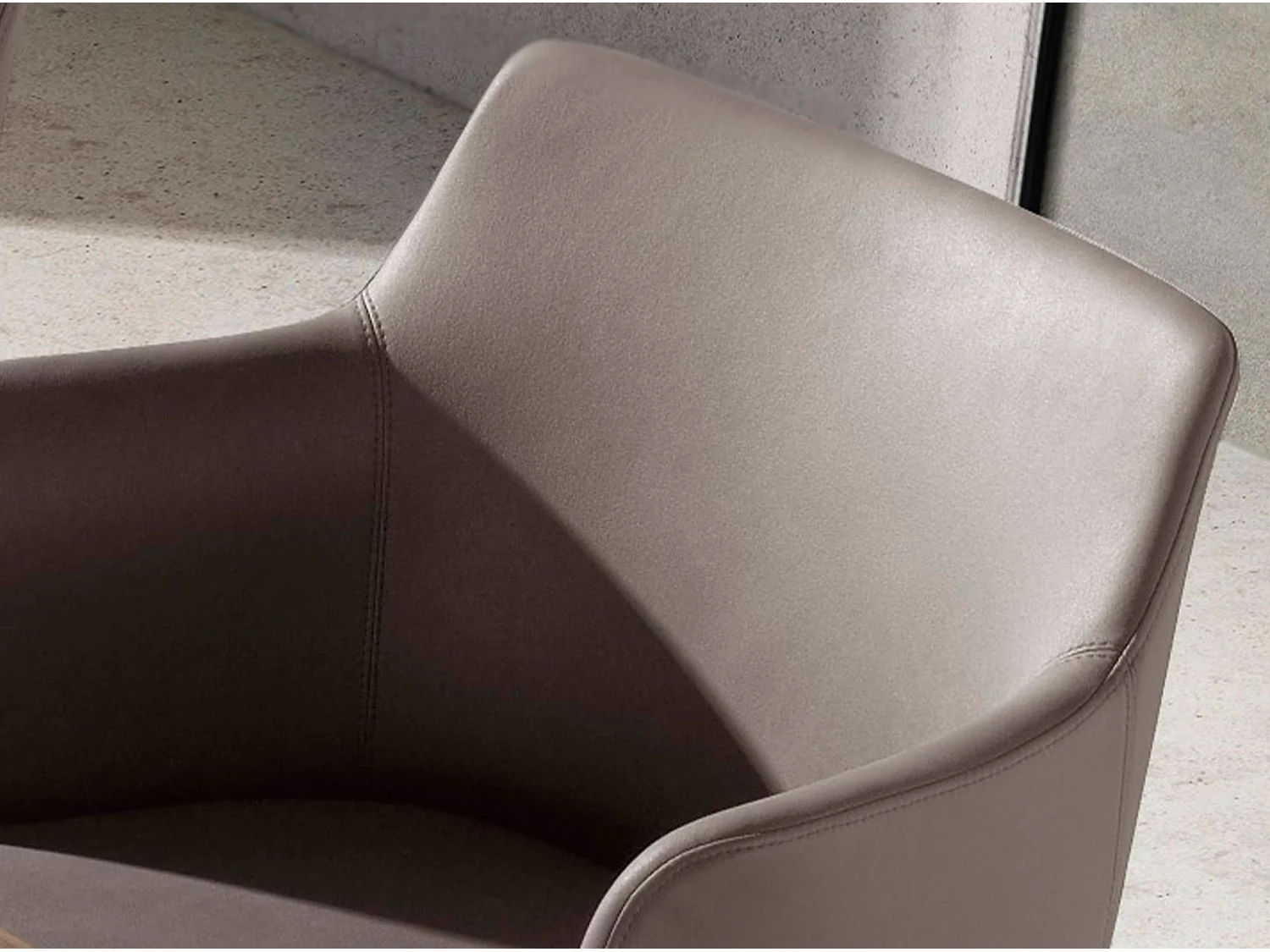 Chaise en tissu vison 4112 ANGEL CERDA