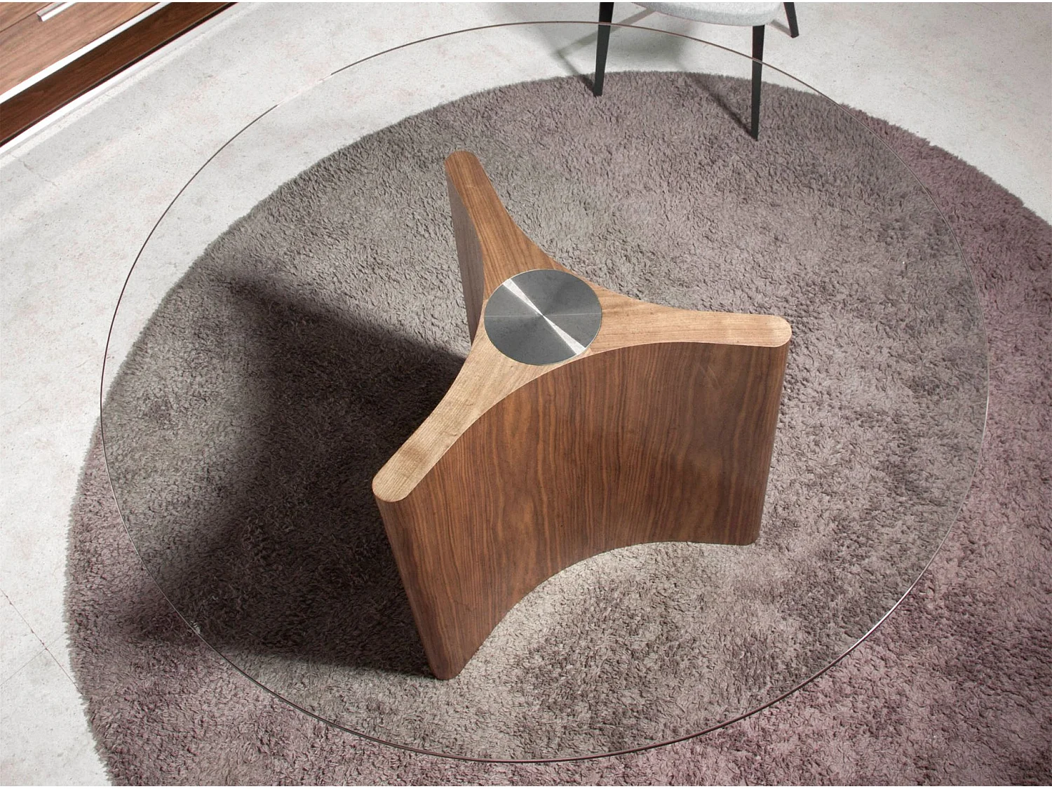 Eettafel rond gehard glas en walnoot fineer 1094 ANGEL CERDA