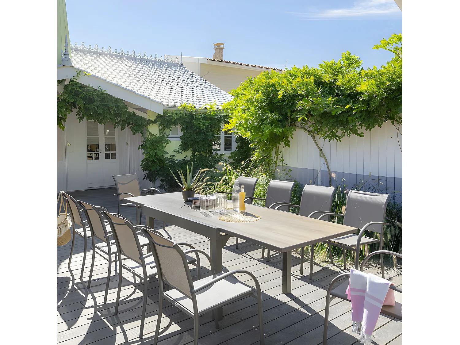 Table extensible Piazza 10 p. ECP houblon Hespéride