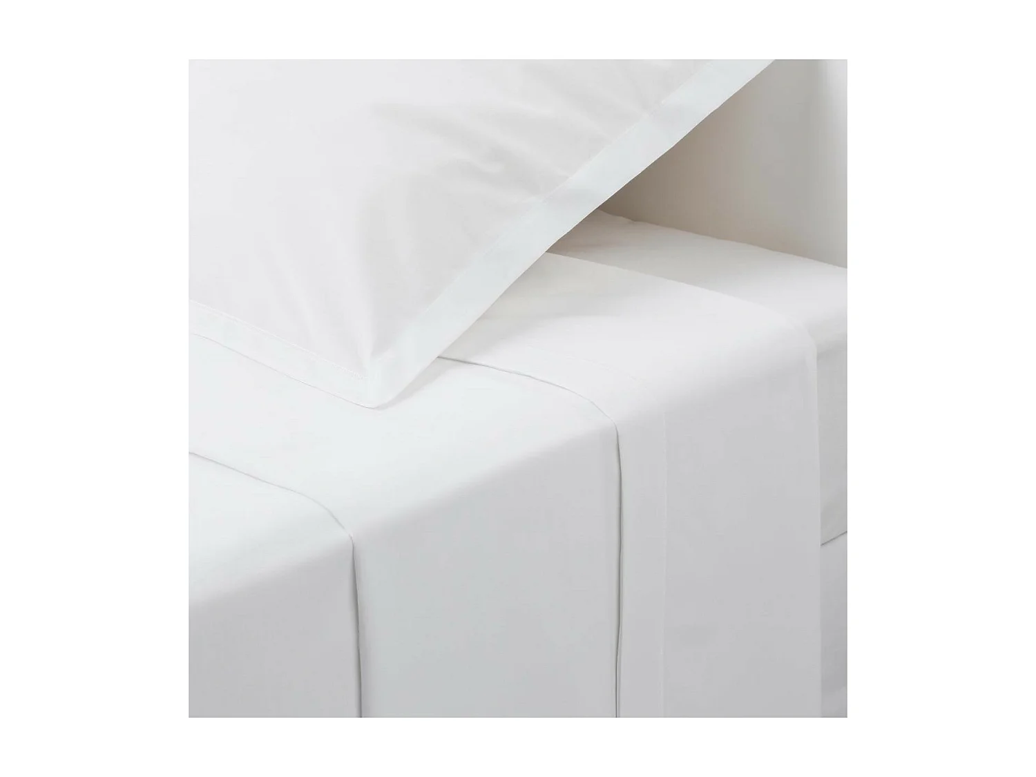 Drap plat 2 Personnes en Coton Blanc 240 x 290 cm