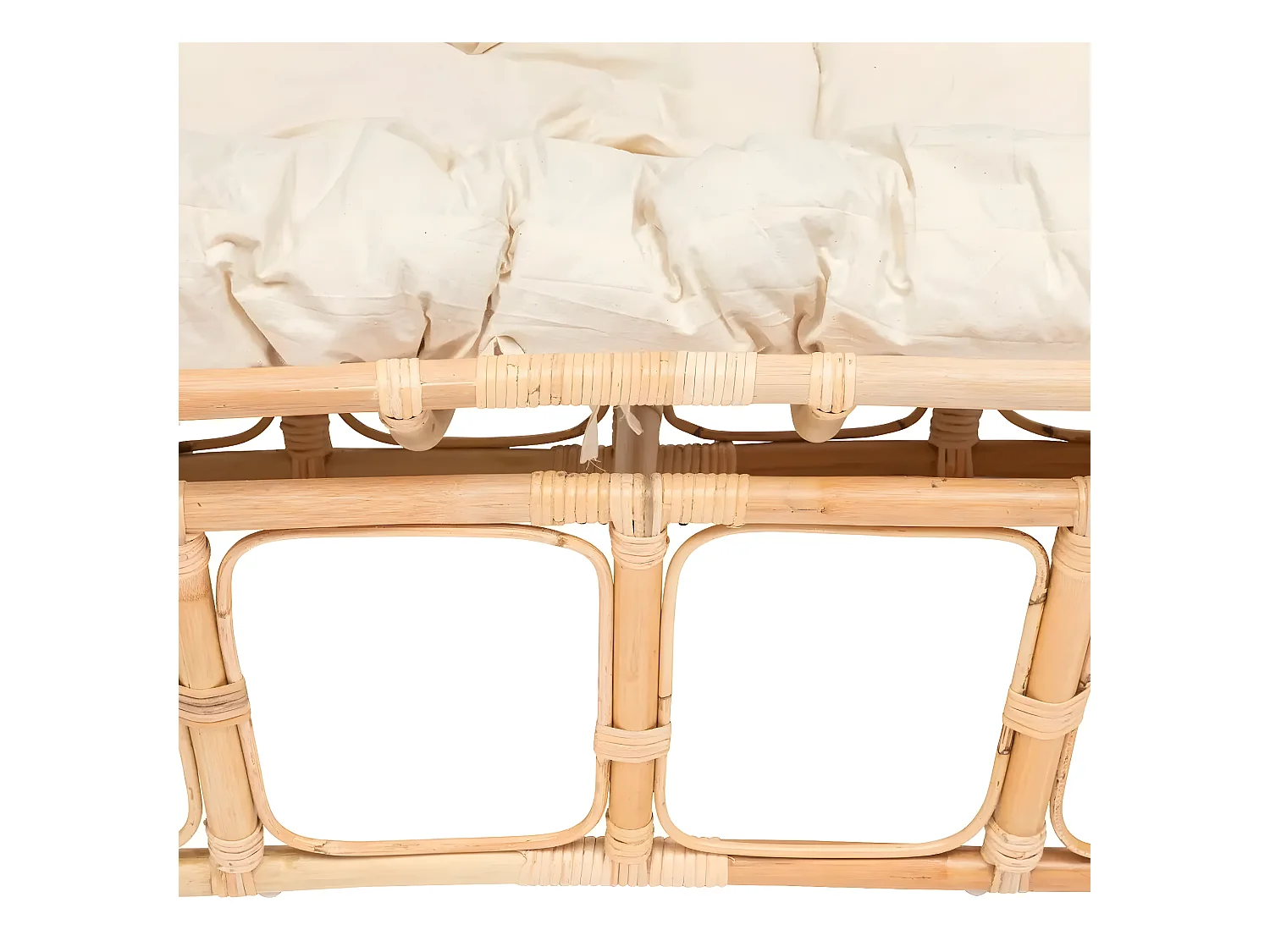 Banquette 2 places ,canapé rembourré en tissu beige et rotin naturel - Longueur 170 x Profondeur 81 x Hauteur 108 cm