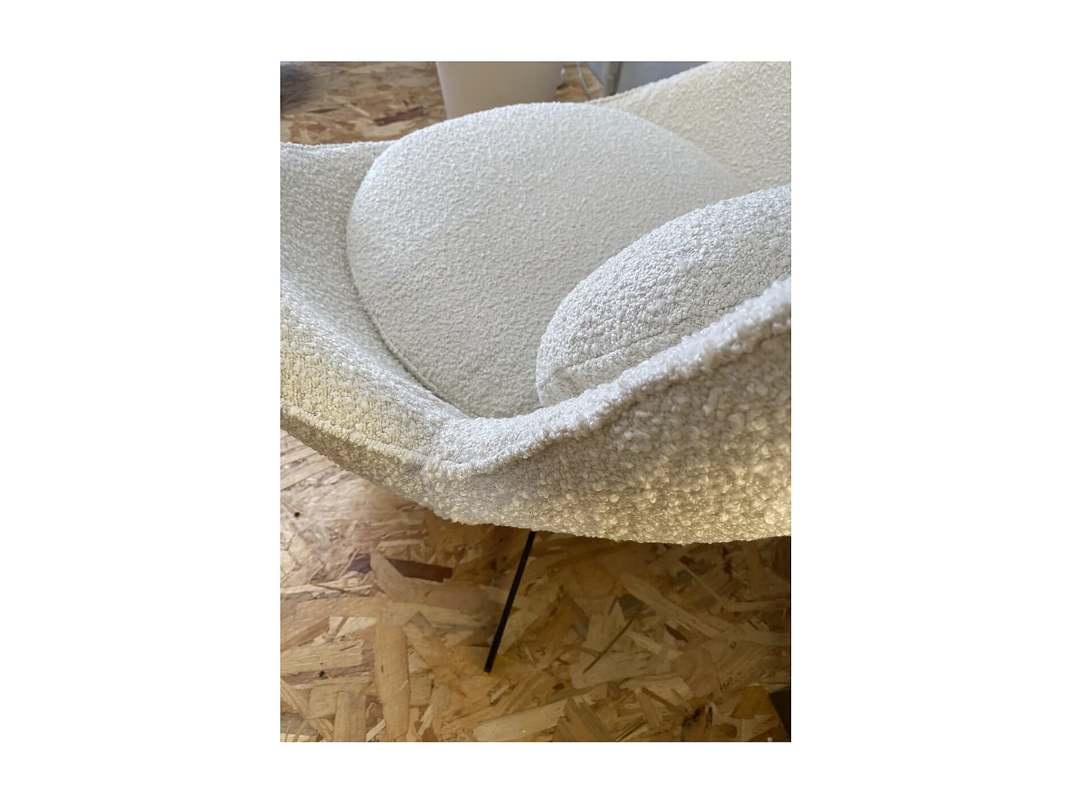 SPACE - Fauteuil en tissu bouclé Teddy blanc