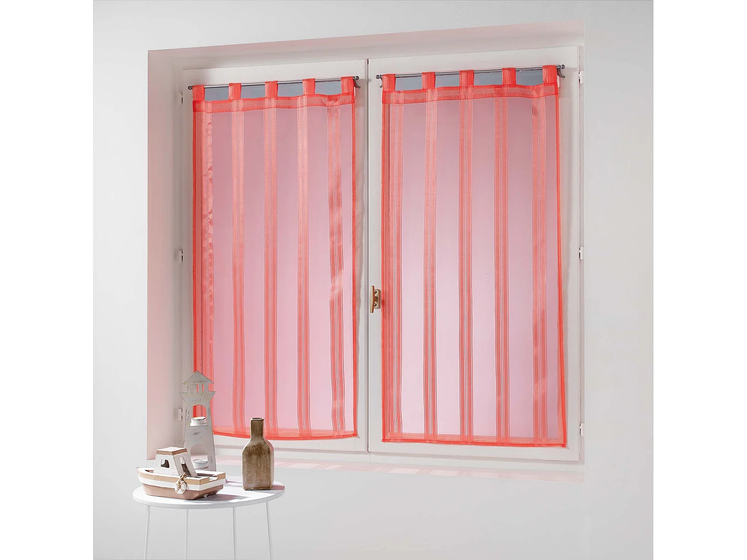 Une paire de voile raye jacquard bandas corail 60 x 90 cm