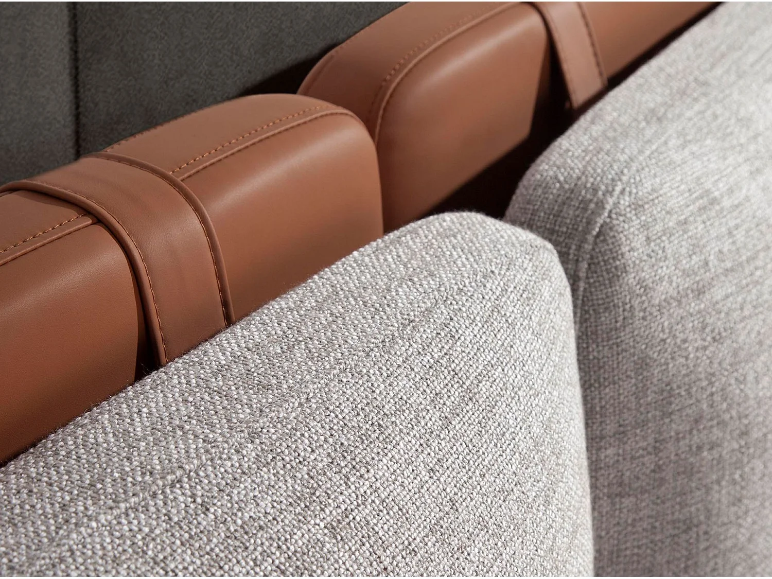 Bruin eco-lederen bed met grijze stof 7123 ANGEL CERDA