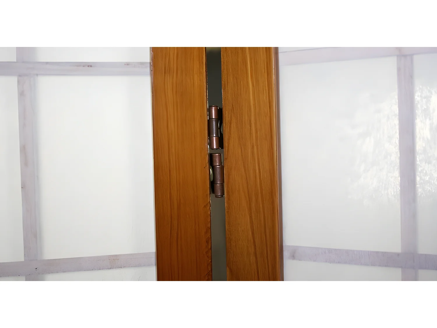 Paravent 3 panneaux en bois marron 132 x 2.2 x 175 cm PAR06041