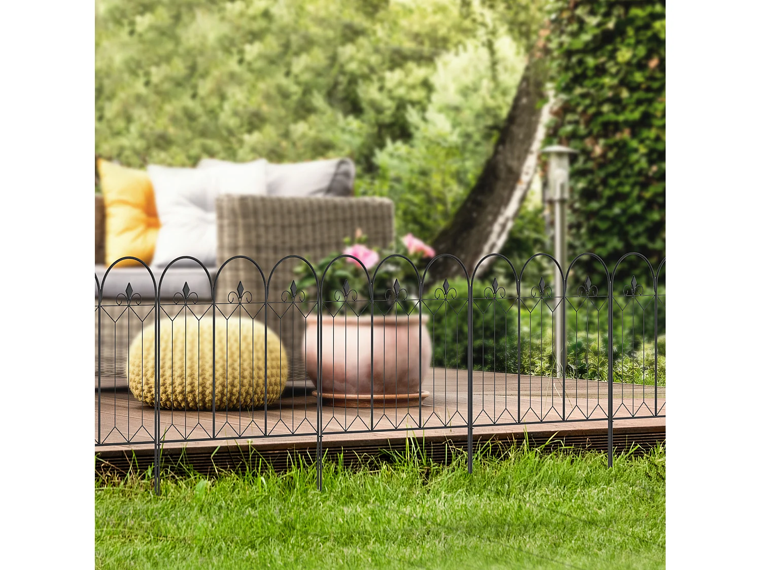 Lot de 5 clôtures de jardin décoratives en métal avec ornements - dim. totales 305L x 79,5H cm - noir