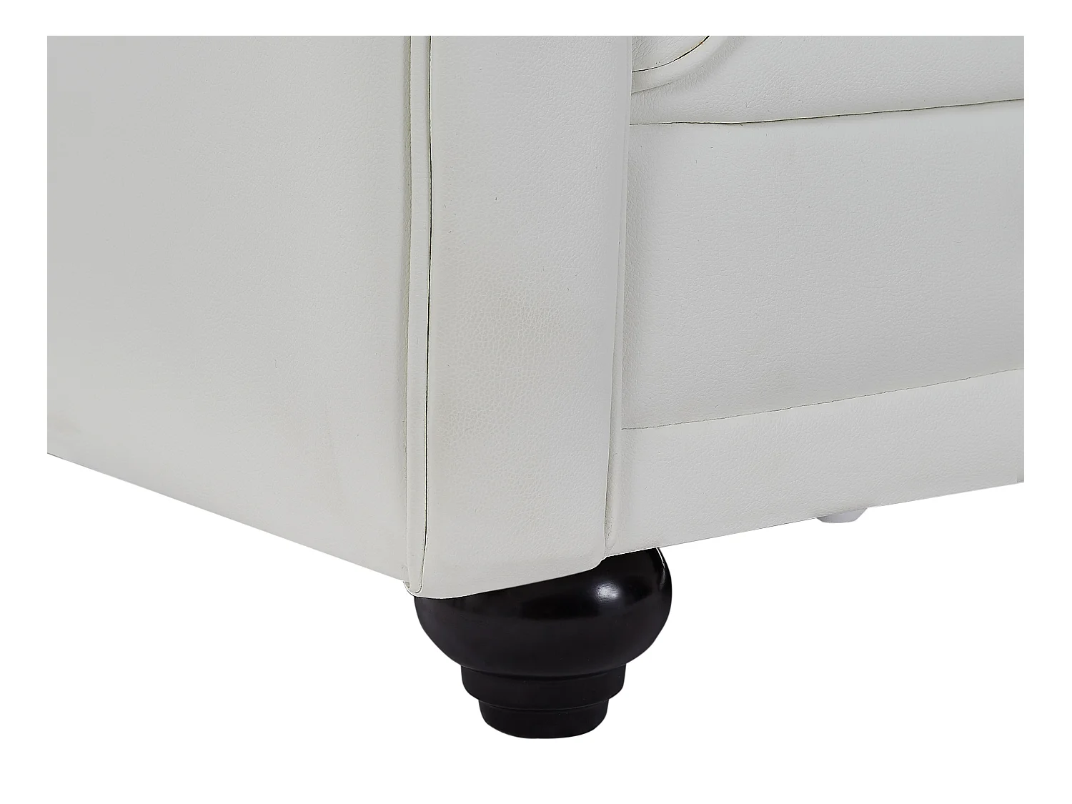 Kanapa 2 osobowa z białej ekoskóry - CHESTERFIELD