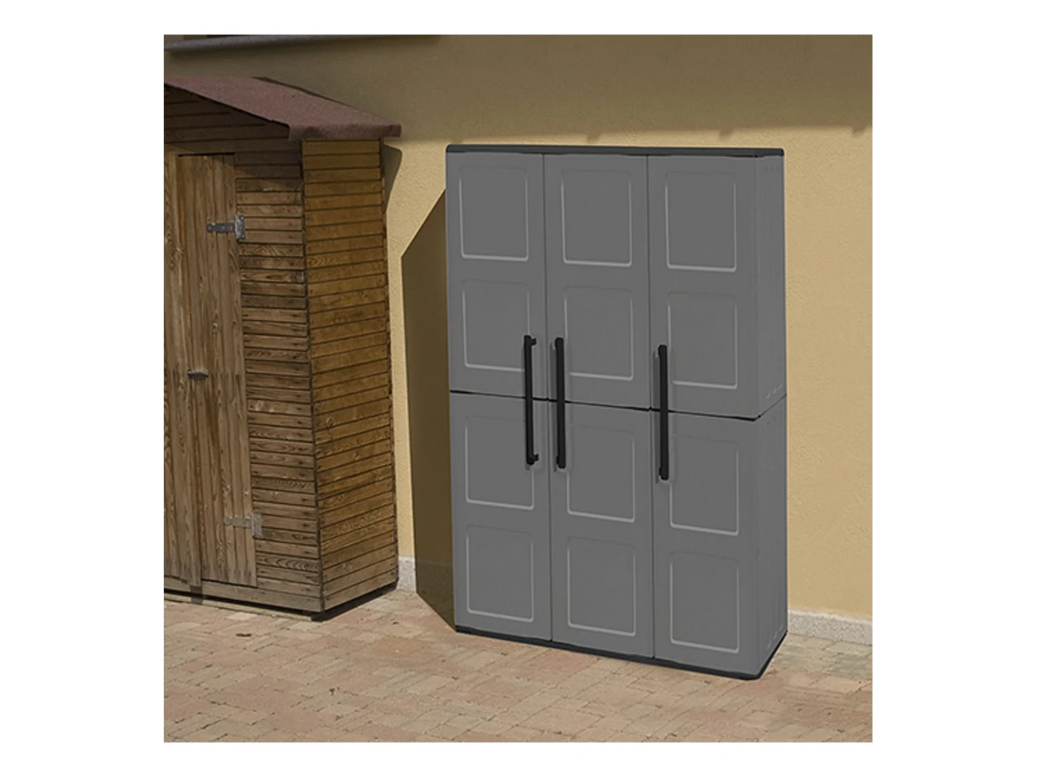 Armario de altura completa en polipropileno, material reciclable y ecológico sostenible, está equipado con bisagras de acero y estantes ajustables, di