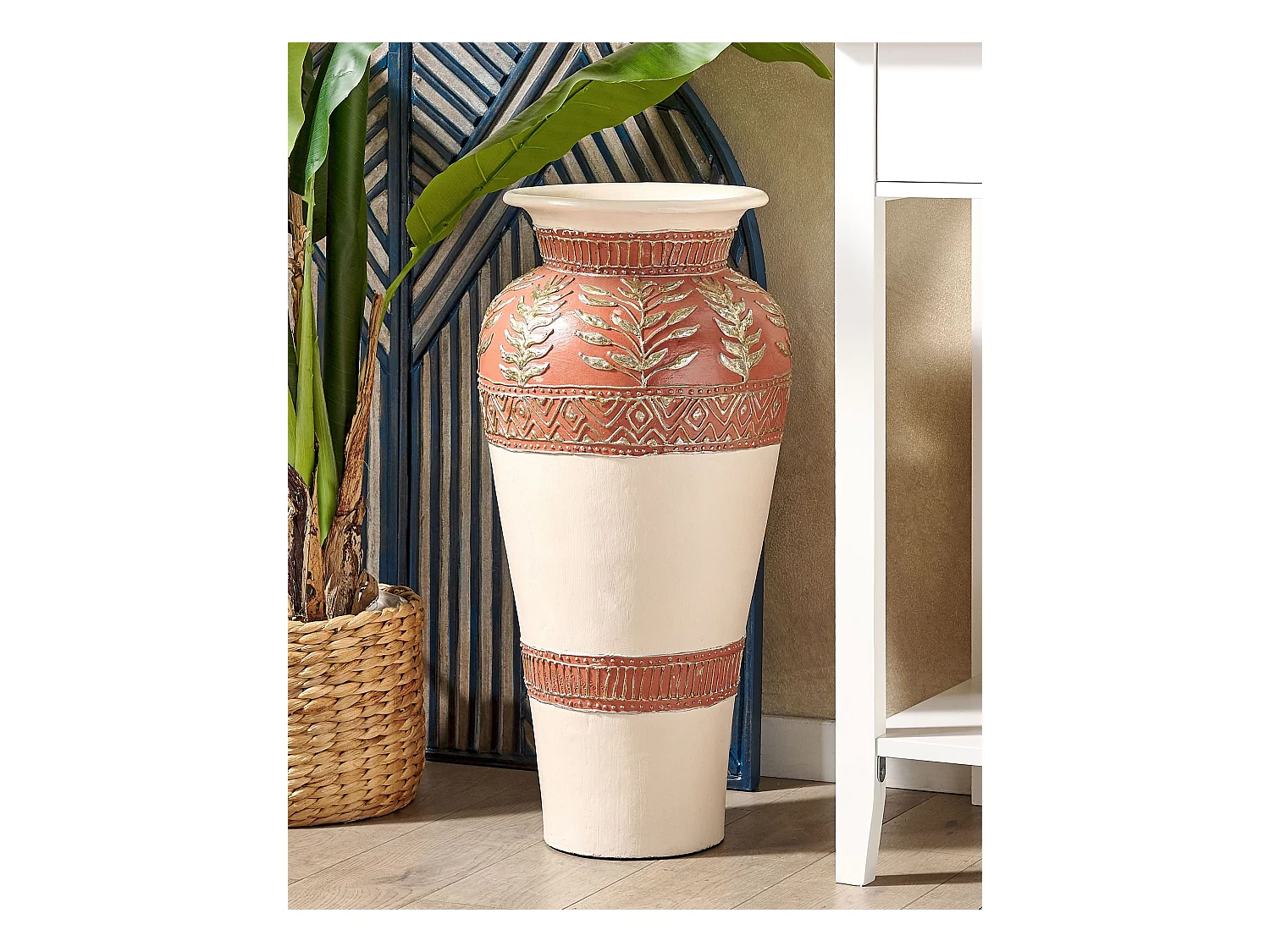 Dekorative Bodenvase aus Terrakotta im traditionellen Stil Weiß und Braun Seputih