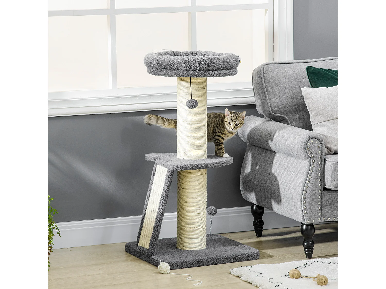 Arbre à chat 3 griffoirs grattoirs sisal naturel plateforme panier 2 boules suspendues peluche haute densité 220 g/m² gris