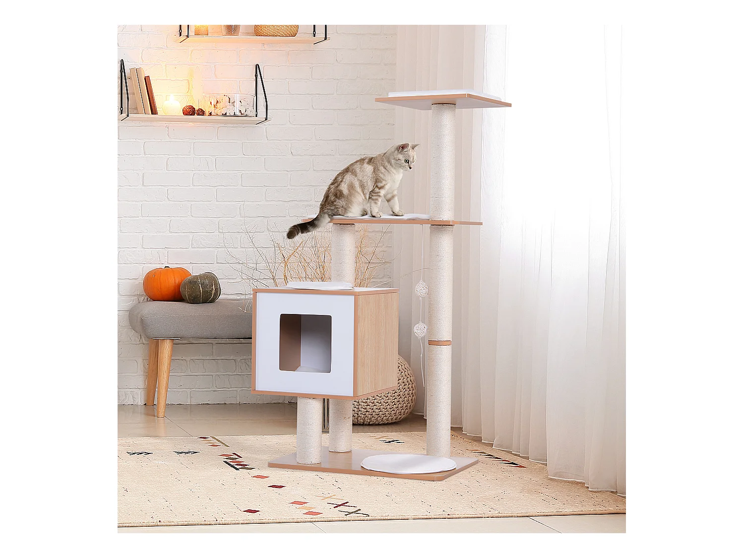 Arbre à chats design contemporain griffoirs grattoirs sisal naturel centre d'activités niche plate-formes jeu boules suspendues 71L x 49l x 120H cm MDF hêtre clair