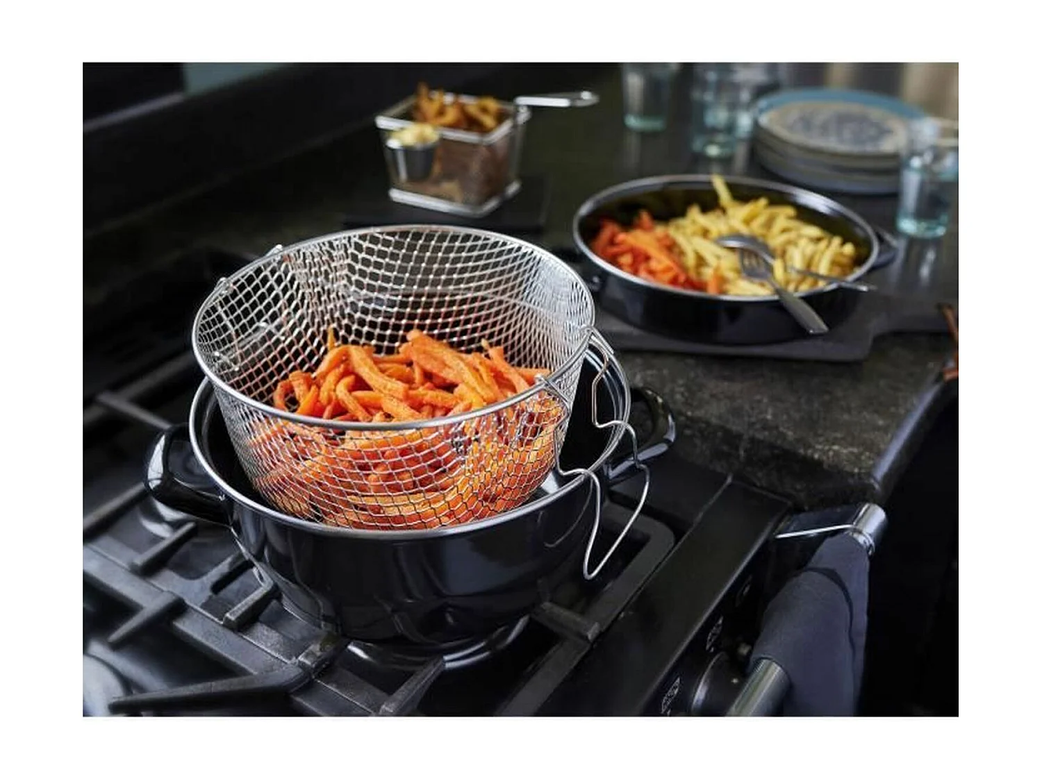 26 cm schwarze EmailleFritteuse mit Korb und Glasdeckel