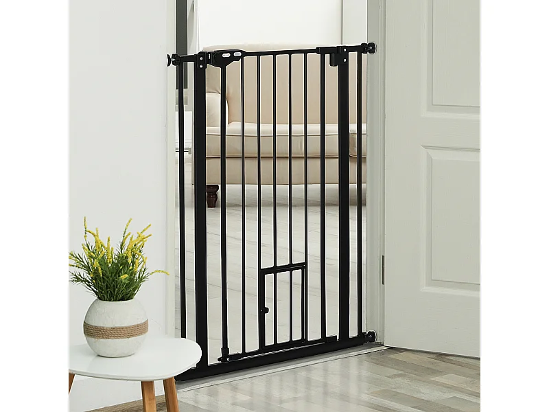 Barrière de sécurité animaux - longueur réglable dim. 74-80 cm - porte double verrouillage, ouverture double sens, petite porte -sans perçage - acier plastique noir