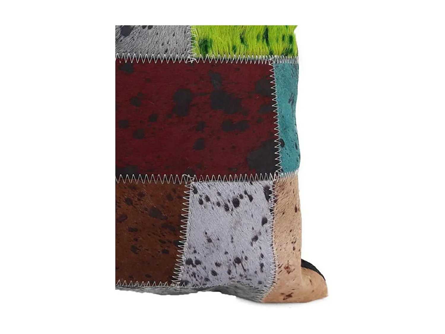 Coussin 45x45 fait à la main en peau de vache multicolore NIELDA