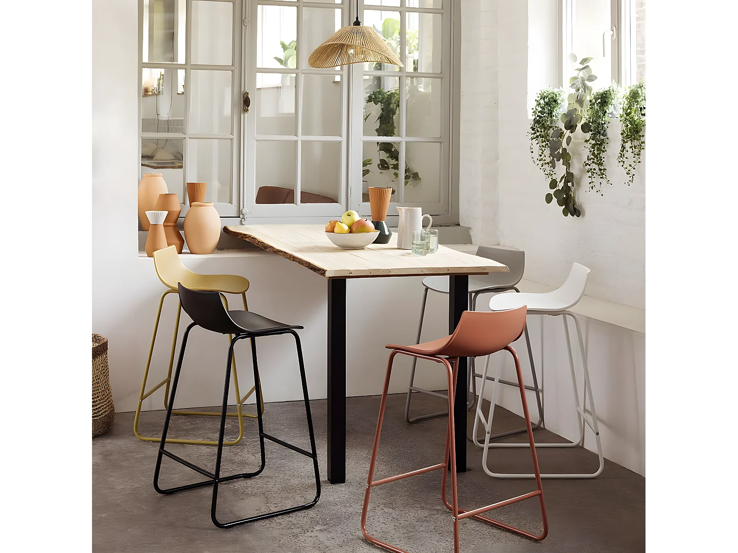 Tabouret de bar Jaune Ocre pieds en métal H 82 cm