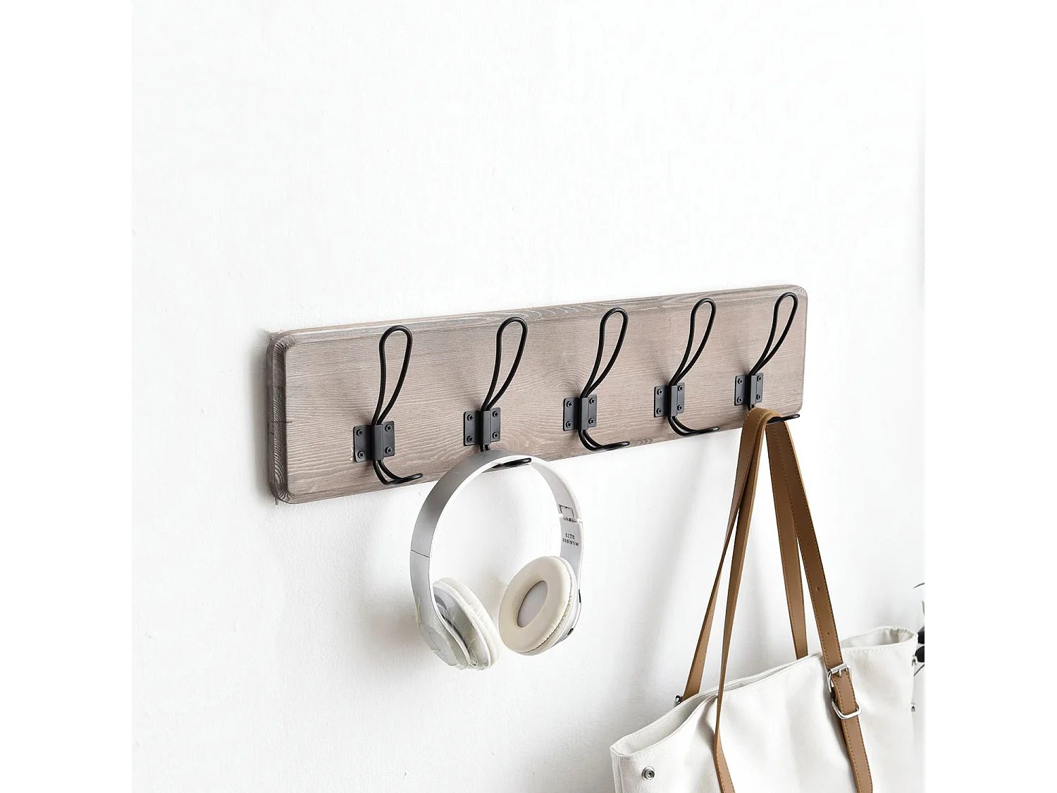 Porte-manteau mural Xica en bois gris, 5 crochets