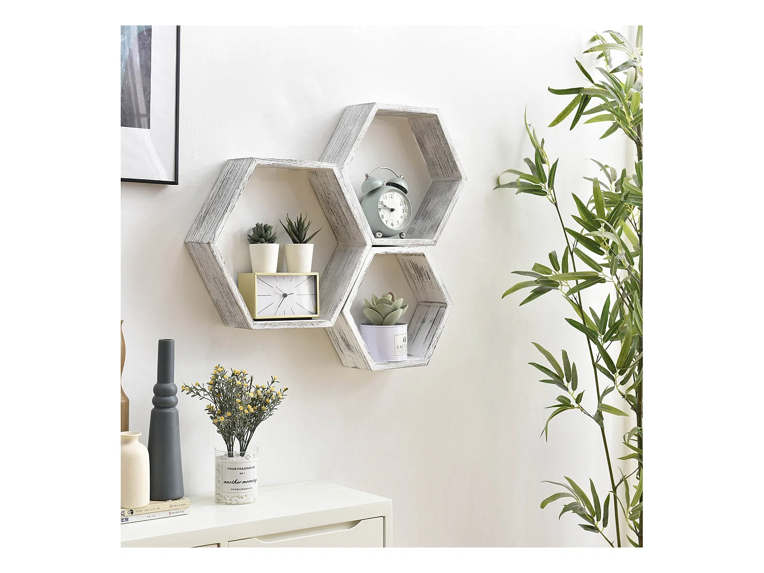 Set van 3 zeshoekige witte Nuno wandplanken