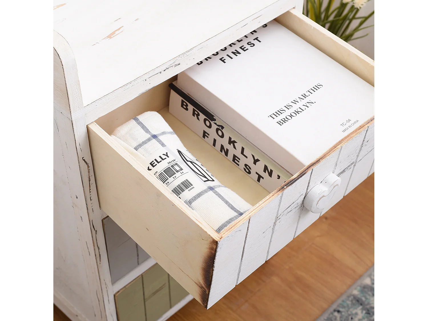 Table De Chevet 3 Tiroirs Bois Blanc Gris Cœur Shabby 58x35x27