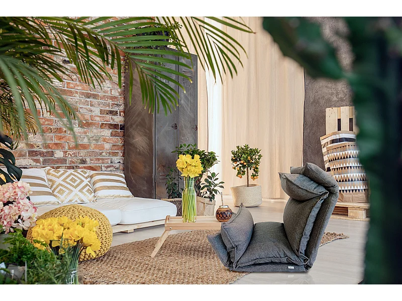 Sedia Poltrona A Terra Grigio Chiaro Metallo Poliestere 70x56x70