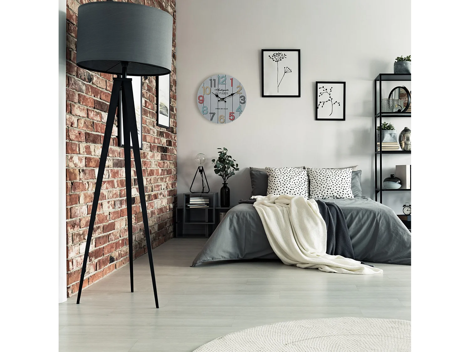 Relógio de Parede Decorativos Números Coloridos Brancos Relógio Analógico Mdf