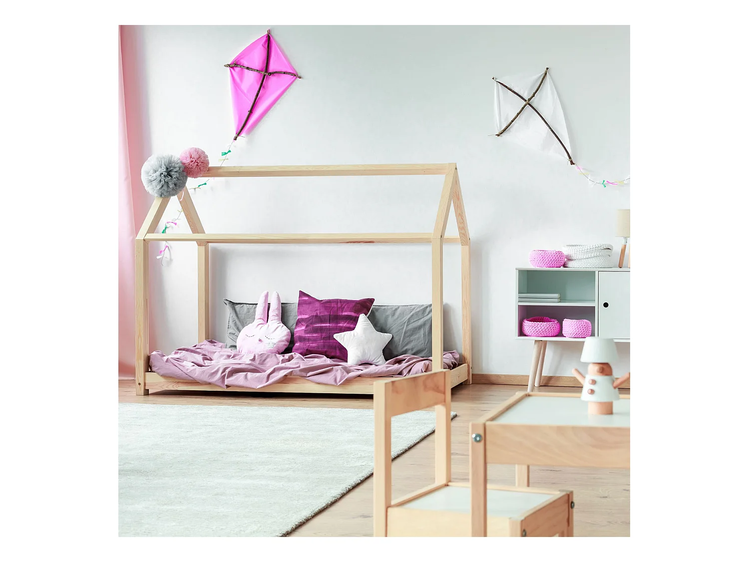 Cadre de lit pour enfants en forme de maison en bois naturel 90x200