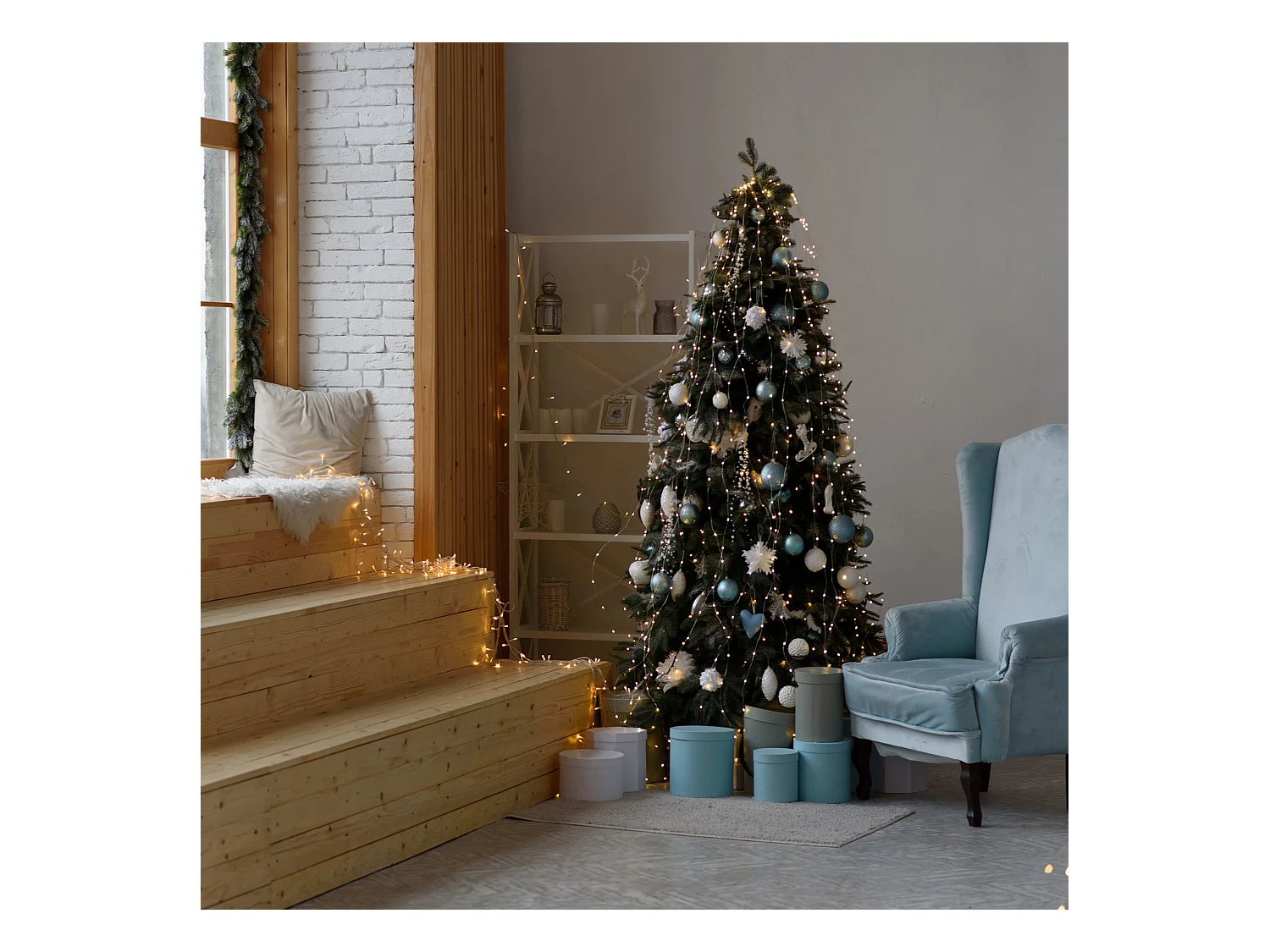 Albero di natale Verde Abete Artificiale da 180 cm Realistico e Folto 645 Rami