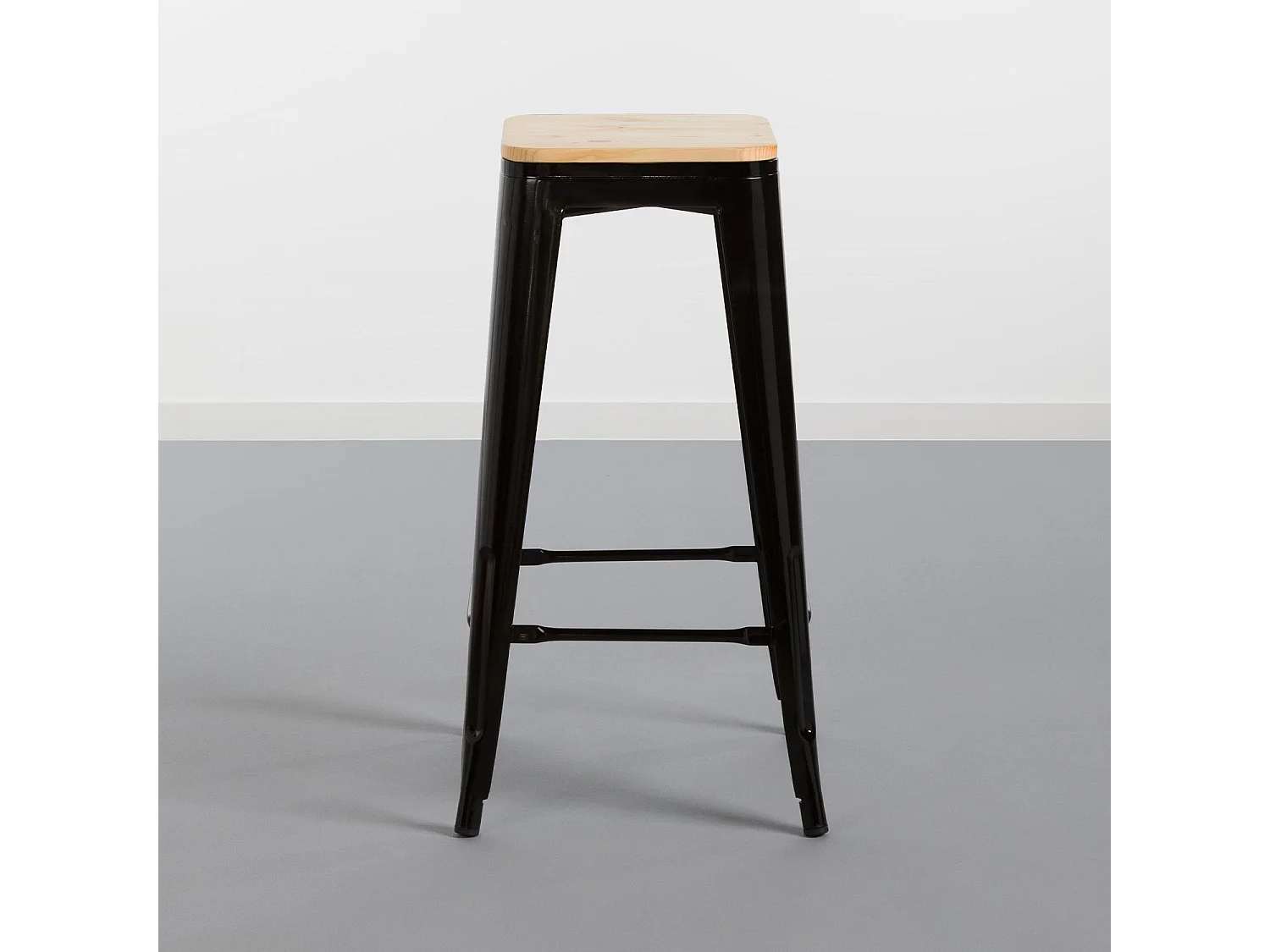Tabouret industriel solide avec siège en bois 42x42x76.5cm Thinia Home