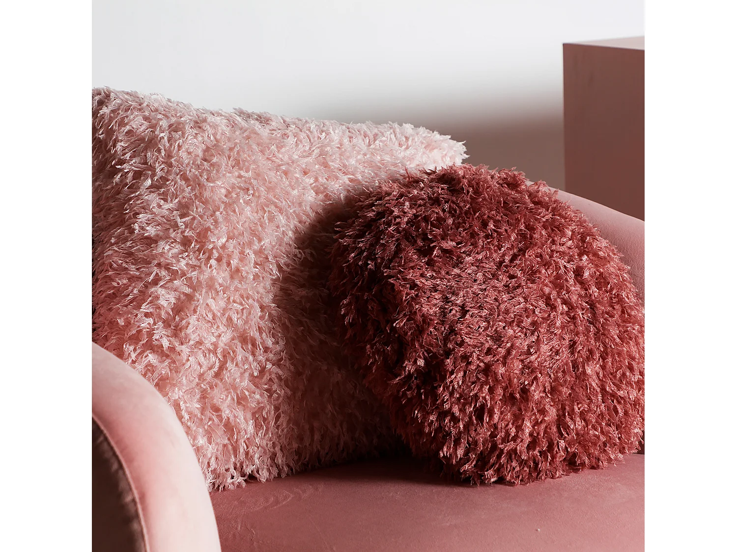 Coussin en polyester rose 33x33x9 cm