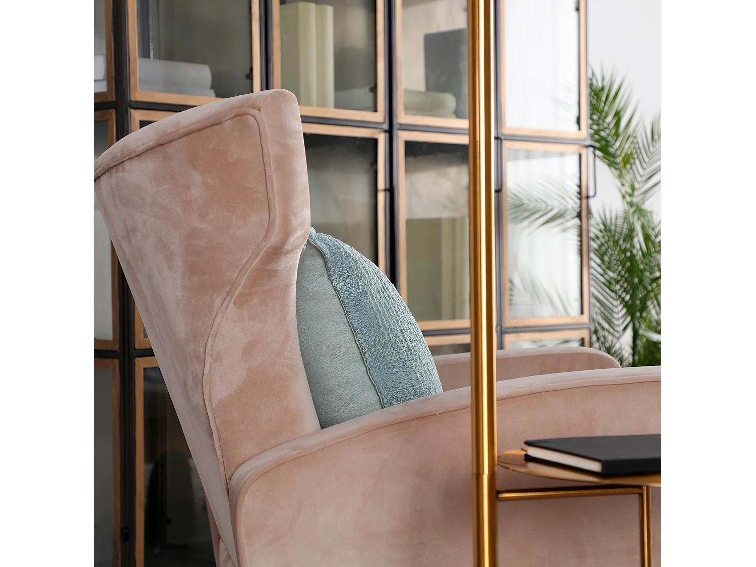 Cojín de poliéster en color azul de 42x42x10cm