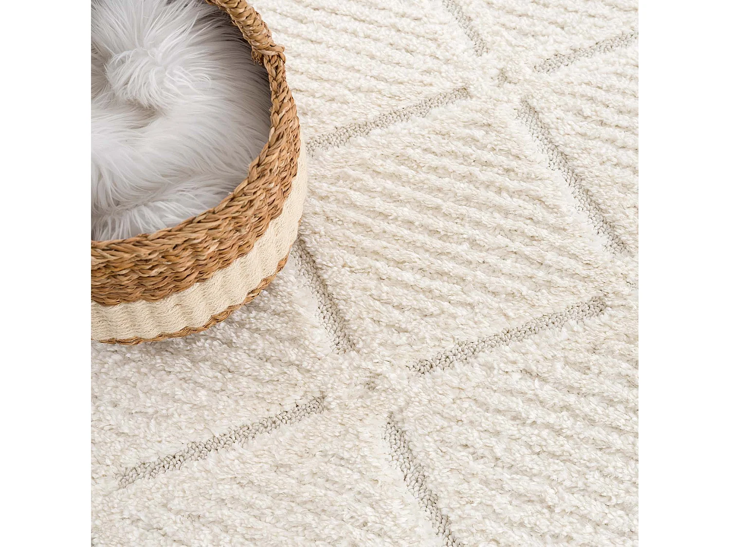 AMORE 01 - Tapis rond à poils longs et relief crème 200x200cm