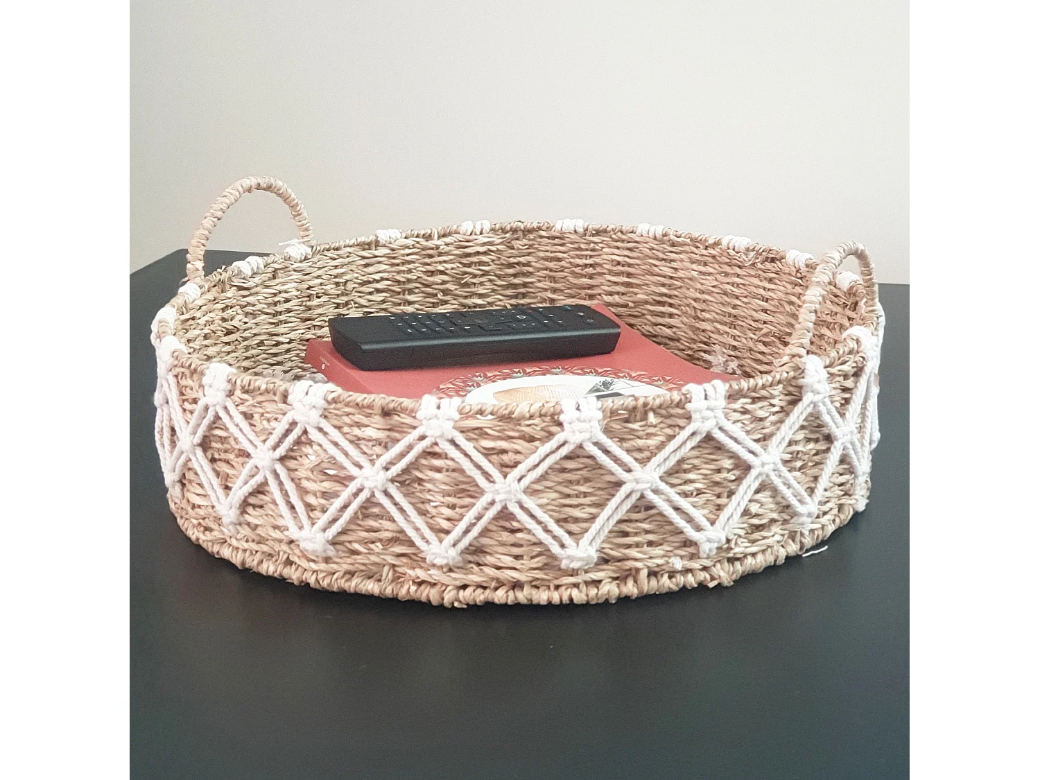 Bandeja redonda en estilo macramé